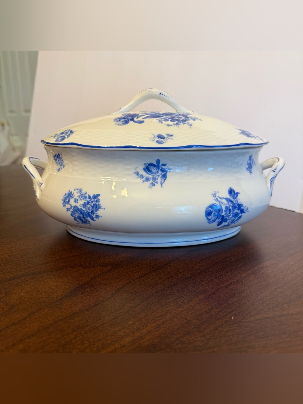 Antique Carl Teichert Meissen Blue Flowers Porcelain Soup Tureen & Lid - As-Is